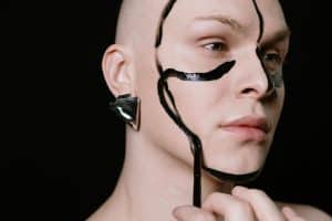 How to Make a Statement With Minimalist Fashion