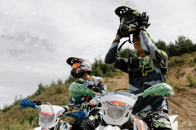 Smart Helmets and Bike Gadgets for Safer Rides