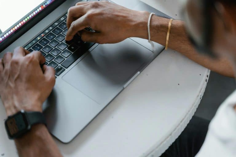 The Best Gadgets for Digital Nomads